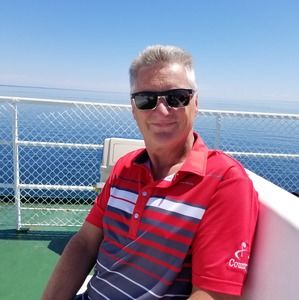 Meet your Posher, Wayne